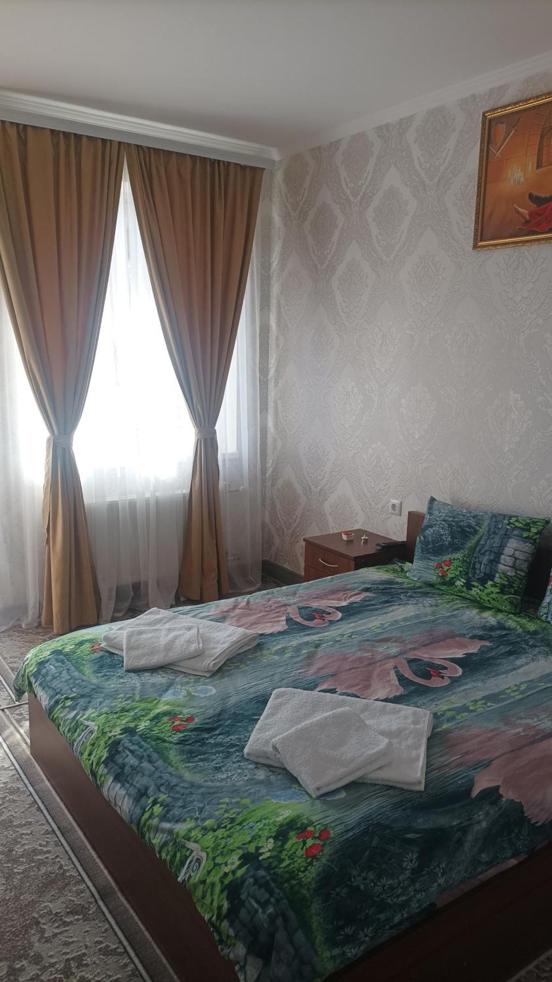 Готель Ассоль Khmel'nyts'kyy Exterior photo